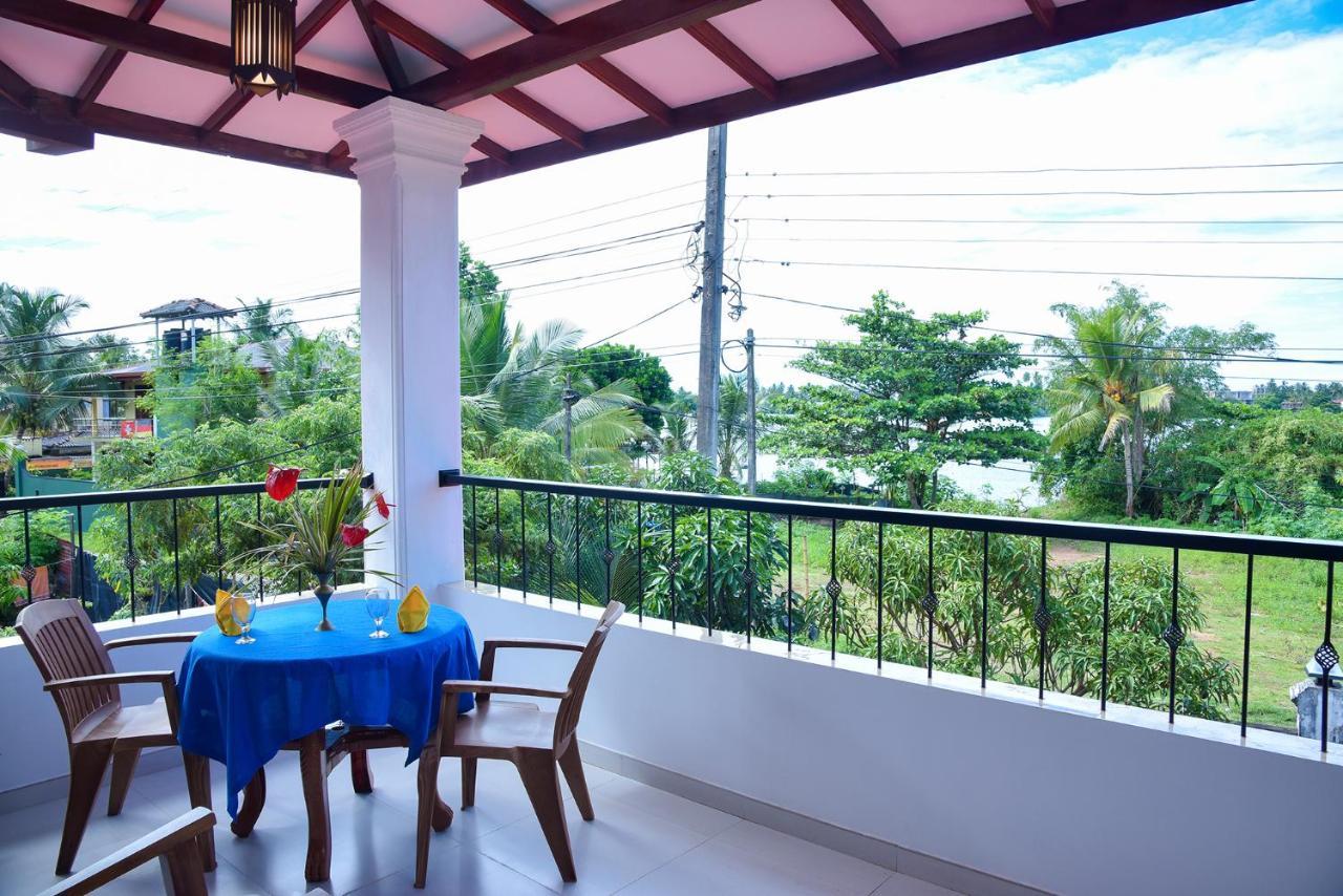 Movi Holiday Apartment Bentota Bagian luar foto